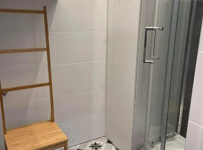 Livraapartament Iv *